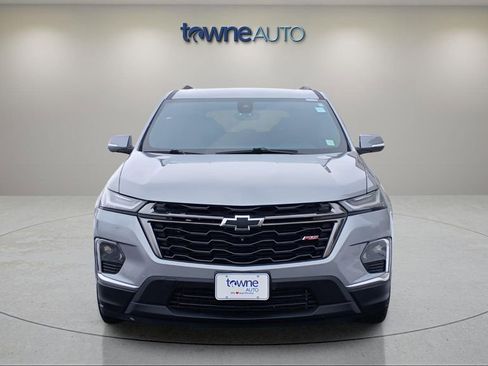 Used 2023 Chevrolet Traverse RS image 8