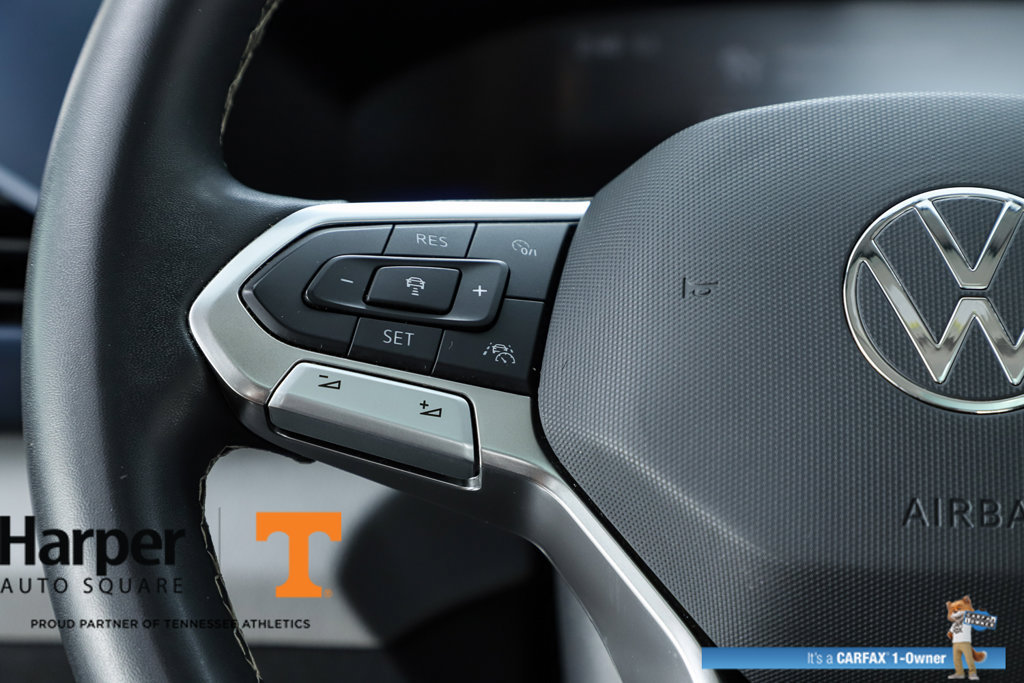 Used 2023 Volkswagen Taos SE w/ Panoramic Sunroof Package AWD/4WD image 58
