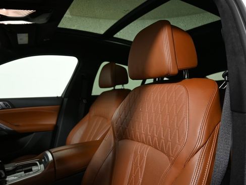 Certified 2023 BMW X6 M50i w/ Dynamic Handling Package image 16