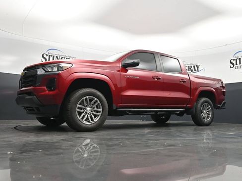 Used 2024 Chevrolet Colorado LT w/ LT Convenience Package II AWD/4WD image 28