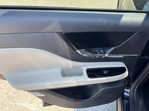 New 2025 Lincoln Corsair Grand Touring w/ Jet Appearance Package AWD/4WD image 20