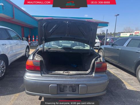 Used 2005 Chevrolet Malibu Classic FWD image 4