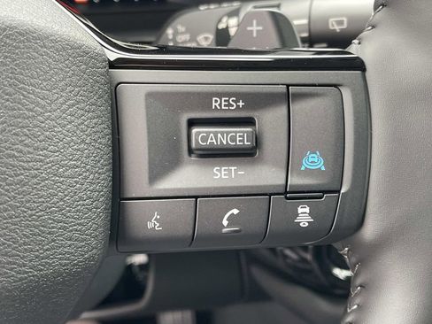 New 2026 Nissan Pathfinder Platinum w/ Lighting Package AWD/4WD image 35