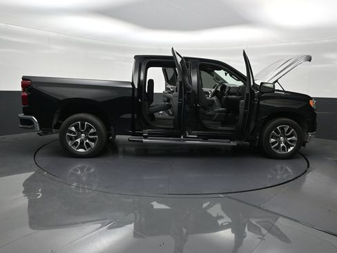 Used 2024 Chevrolet Silverado 1500 LT RWD image 33