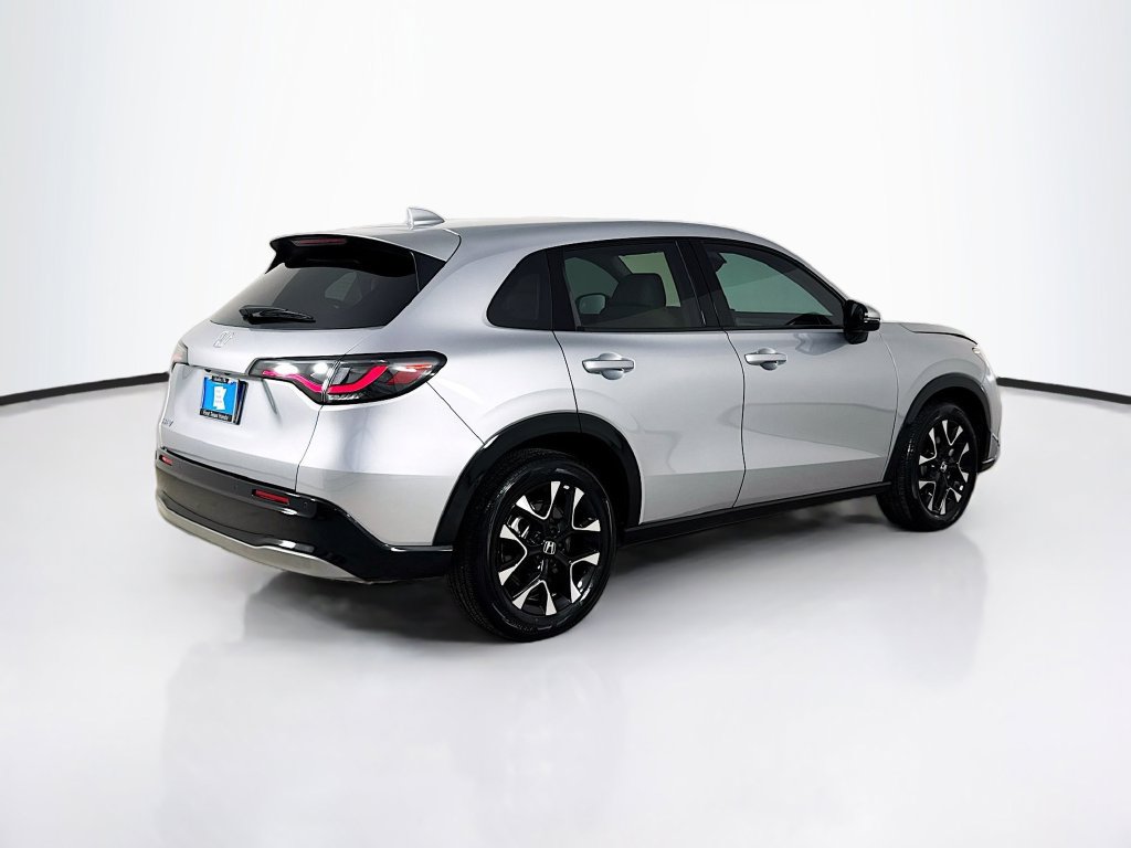 Used 2026 Honda HR-V EX-L image 8