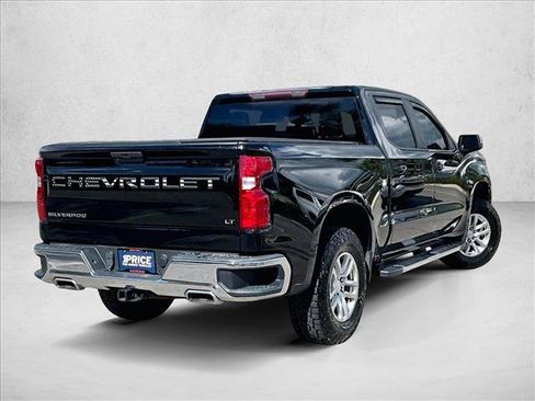 Used 2021 Chevrolet Silverado 1500 LT w/ Z71 Off-Road Package AWD/4WD image 2