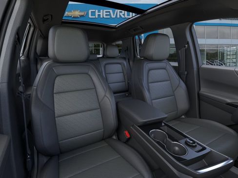 New 2026 Chevrolet Equinox LT AWD/4WD image 16
