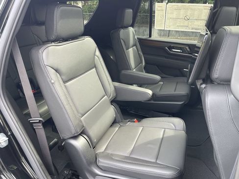 New 2026 GMC Yukon Denali w/ Advanced Technology Package AWD/4WD image 28
