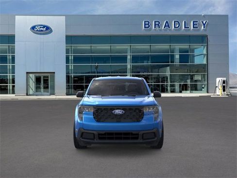 New 2025 Ford Maverick XLT image 6