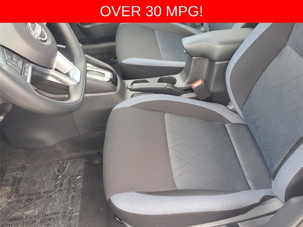 New 2025 Nissan Versa SV w/ Trunk Package FWD image 14