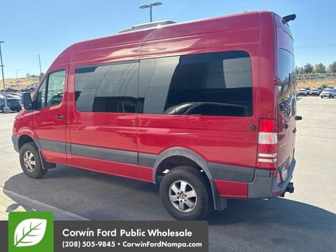Used 2017 Mercedes-Benz Sprinter 2500 image 8