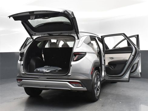 Used 2025 Hyundai Tucson SEL image 20
