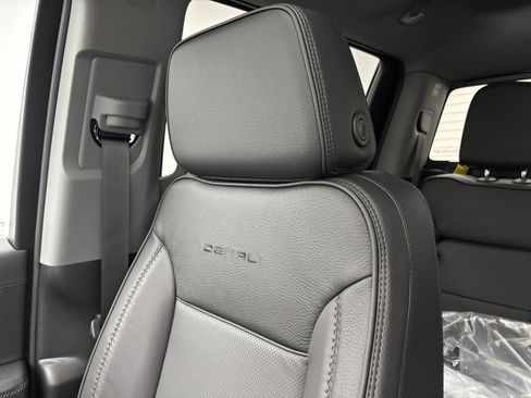 New 2026 GMC Sierra 1500 Denali AWD/4WD image 46