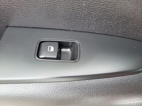 Used 2024 Kia Forte LXS FWD image 13