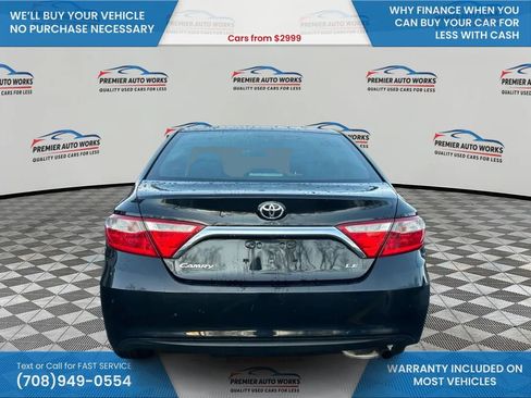 Used 2016 Toyota Camry LE image 5