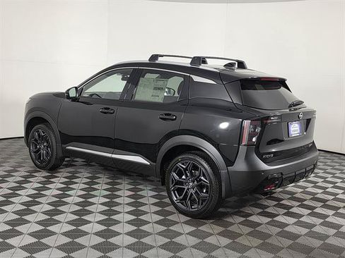 New 2026 Nissan Kicks SR AWD/4WD image 7