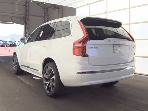 Used 2024 Volvo XC90 B6 Ultimate w/ Protection Package Premier AWD/4WD image 4