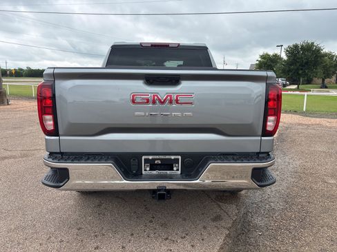 New 2026 GMC Sierra 1500 Pro AWD/4WD image 5