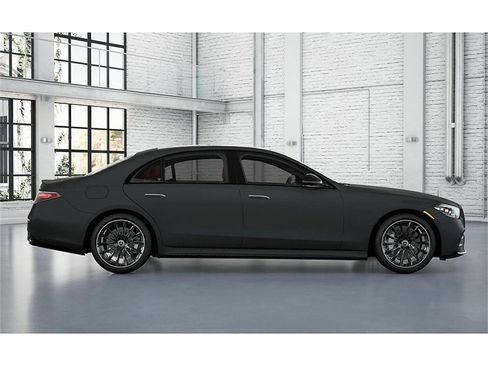 New 2025 Mercedes-Benz S 580 4MATIC Sedan image 2