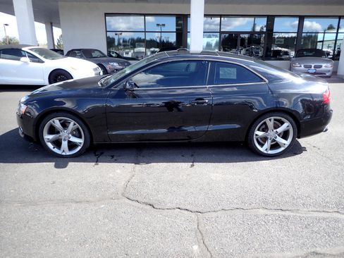 Used 2011 Audi A5 2.0T Premium Plus image 2