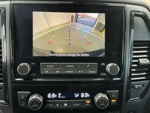 Used 2024 Nissan Titan SV w/ SV Bronze Edition Package image 9