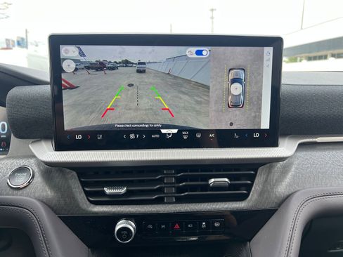 New 2026 Ford Explorer Platinum RWD image 34