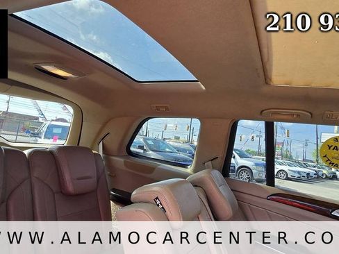 Used 2014 Mercedes-Benz GL 450 4MATIC w/ Lighting Package image 24