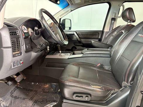 Used 2010 Nissan Titan PRO-4X w/ Pro-4x Leather Pkg image 20
