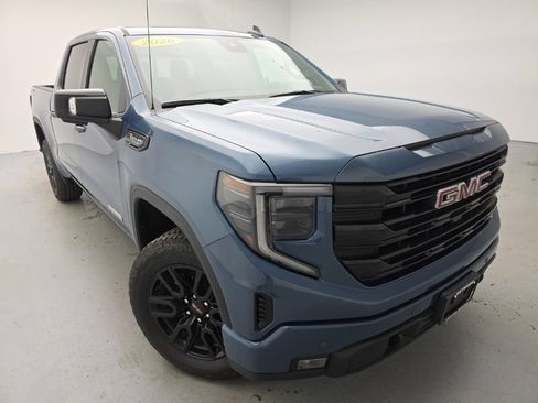 Used 2026 GMC Sierra 1500 Elevation w/ Elevation Premium Package AWD/4WD image 2
