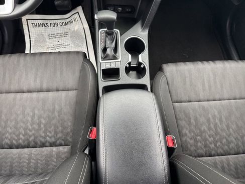 Used 2022 Kia Sportage LX image 25