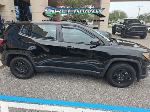 Used 2020 Jeep Compass Sport FWD image 4
