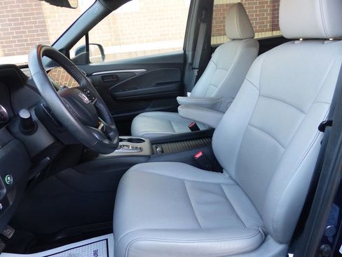 Used 2023 Honda Passport EX-L image 21