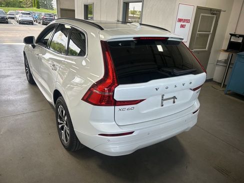 Used 2023 Volvo XC60 B5 Core image 6