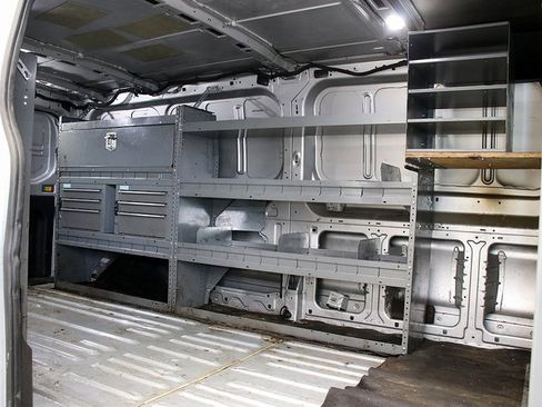 Used 2018 Ford Transit 250 Base image 25