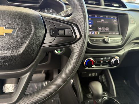 Used 2022 Chevrolet TrailBlazer LT image 10