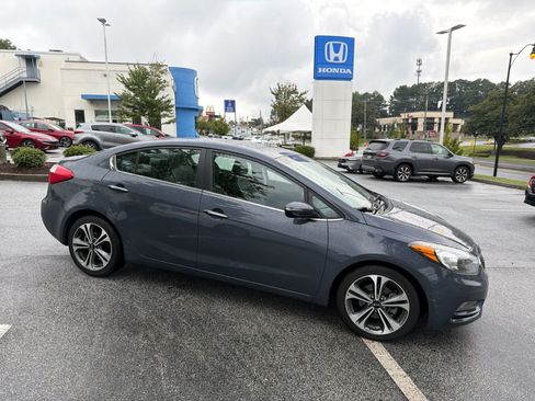Used 2016 Kia Forte EX w/ EX Premium Package FWD image 12