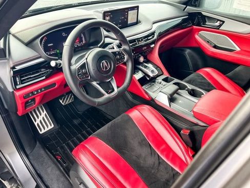 Used 2022 Acura MDX A-Spec image 11