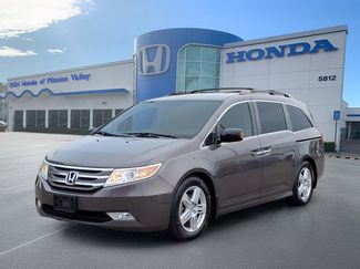 Used 2013 Honda Odyssey Touring video 1
