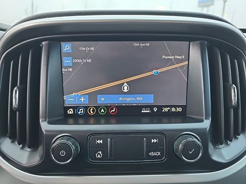 Used 2020 Chevrolet Colorado ZR2 image 14