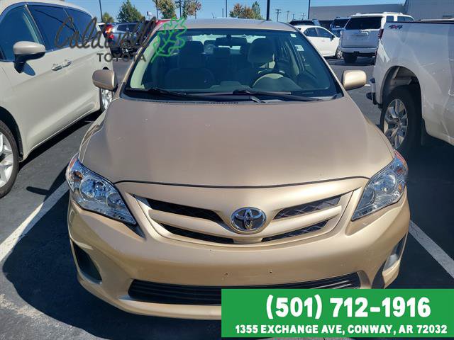 Used 2012 Toyota Corolla LE FWD image 2