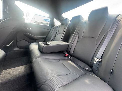 Used 2023 Honda Accord Sport image 9