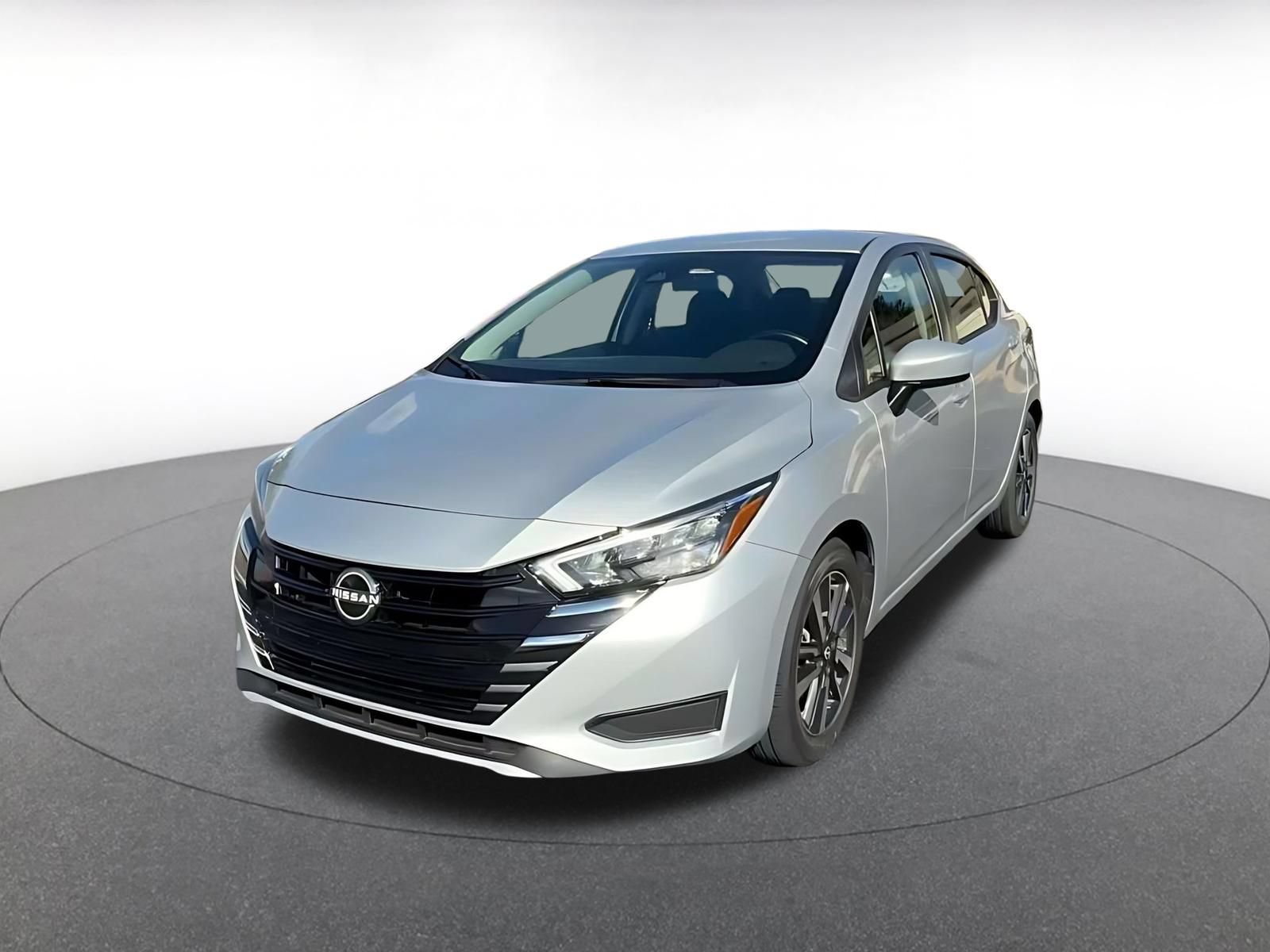 Used 2025 Nissan Versa SV FWD image 6