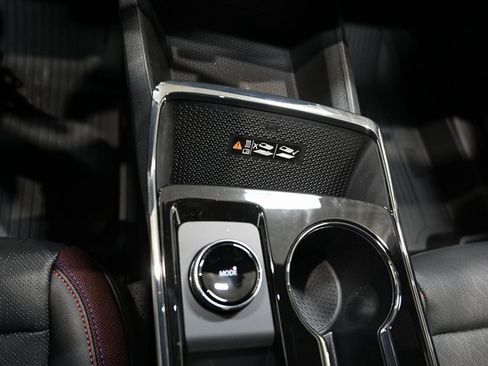 New 2026 Chevrolet Equinox RS w/ LPO, Floor Liner Package image 19