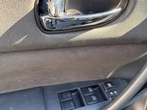 Used 2010 Nissan Maxima 3.5 S image 10