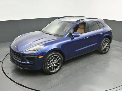 New 2026 Porsche Macan AWD/4WD image 25