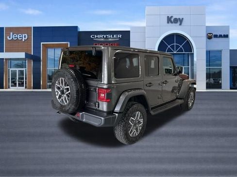 New 2025 Jeep Wrangler Unlimited Sahara AWD/4WD image 8