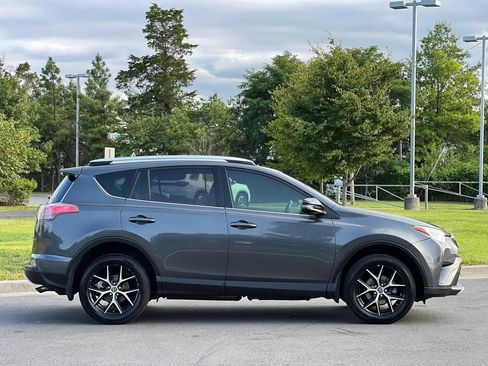 Used 2016 Toyota RAV4 SE AWD/4WD image 6