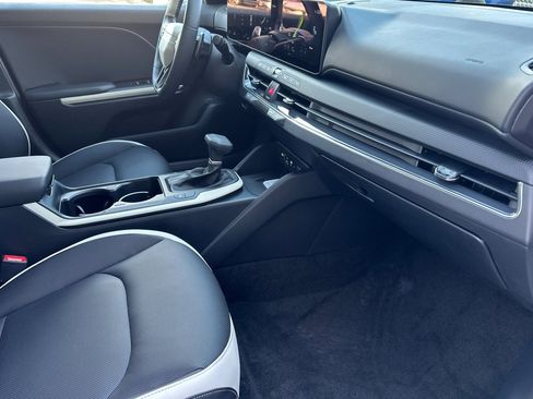New 2025 Kia K4 GT-Line image 15