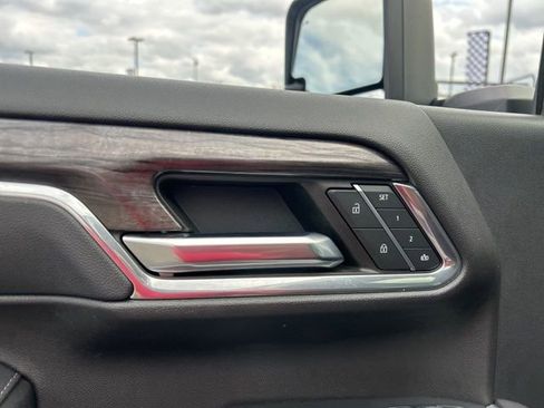 Used 2024 Chevrolet Silverado 2500 LTZ w/ LTZ Plus Package image 12