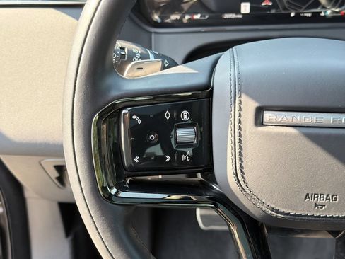 Used 2025 Land Rover Range Rover Velar Dynamic SE AWD/4WD image 23